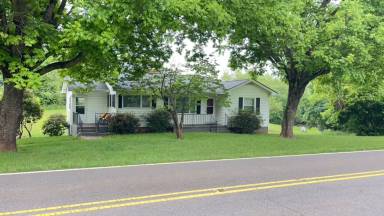 Main picture of 4253 Siloam Rd