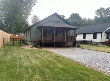 Main picture of 88 Atkins Dr