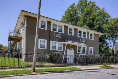 Main picture of 5121 Thompson Ave