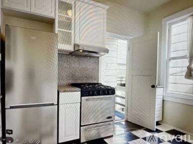 Main picture of 4635 California St