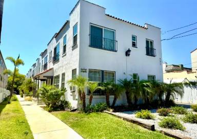 Main picture of 131 Olive St