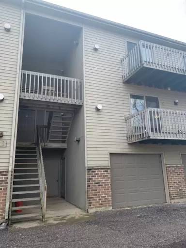 Main picture of 350 Woodridge Circle