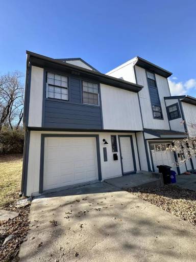 Main picture of 3026 Eaton St