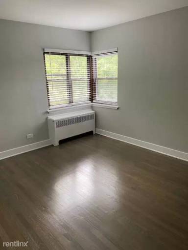 Main picture of 601 Sheridan Rd