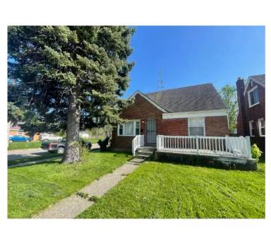 Main picture of 13718 E State Fair St