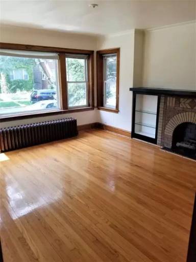 Main picture of 4219 N Marmora Ave