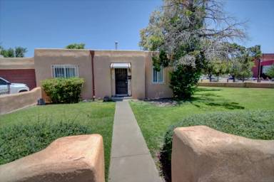 Main picture of 446 Chacoma Pl SW
