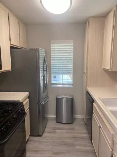Main picture of 10818 Aderman Ave