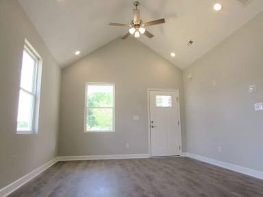 Main picture of 1324 Reid St