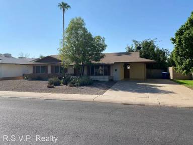 Main picture of 1513 E Laguna Dr