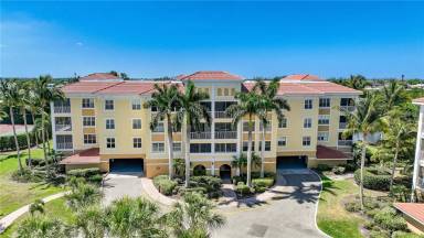 Main picture of Fountain Court