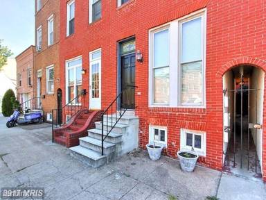 Main picture of 425 S Eden St