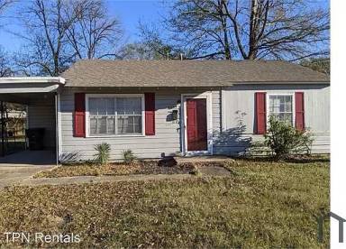 Main picture of 6807 Canal Blvd