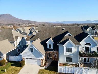 Main picture of 235 Callaway Cir