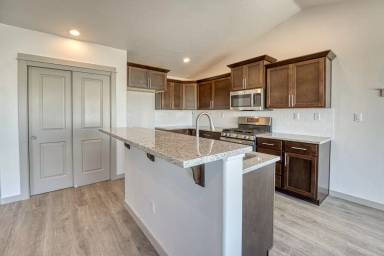 Main picture of 6252 W Los Flores Dr
