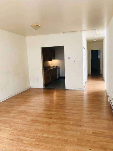 Main picture of 5549 Germantown Ave