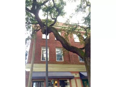 Main picture of 321 W Broughton St