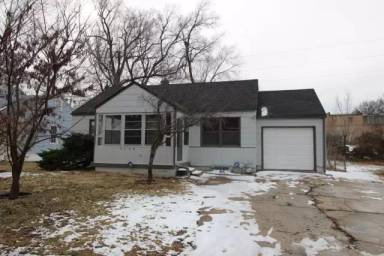 Main picture of 7208 Forest Ave