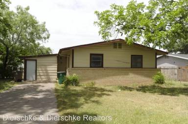 Main picture of 2812 Jomar St