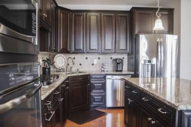 Main picture of 8971 Amelung St