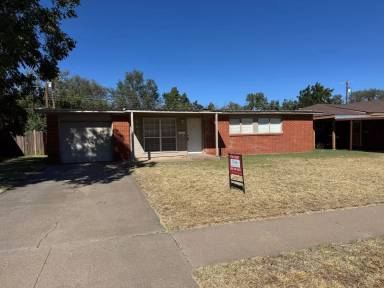 Main picture of 2518 62nd St