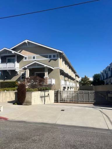 Main picture of 17310 S Dalton Ave