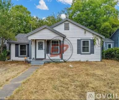Main picture of 213 Oak Dr