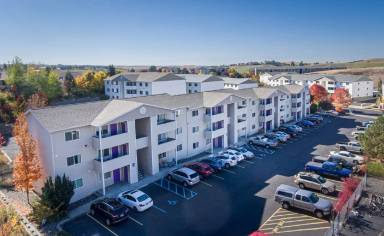 Main picture of 240 Baker St