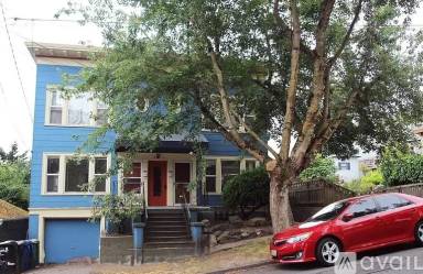 Main picture of 1915 E Cherry St