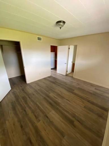 Main picture of 1600 Badt Ave
