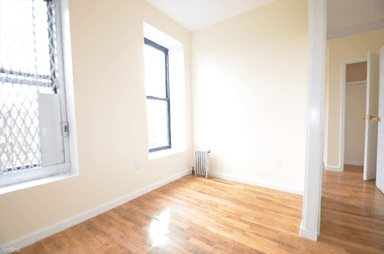 Main picture of 512 W 136th St