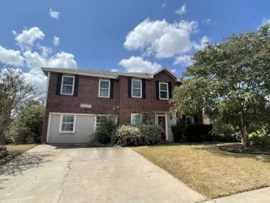Main picture of 2304 Bluebonnet Dr