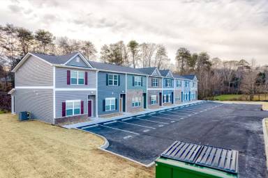 Main picture of 444 E Norton Rd