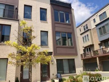 Main picture of 6740 Eames Way