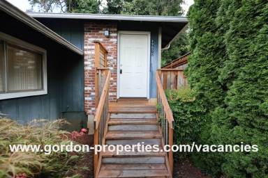 Main picture of 17570 Webster Rd