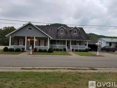 Main picture of 847 Clearfield St