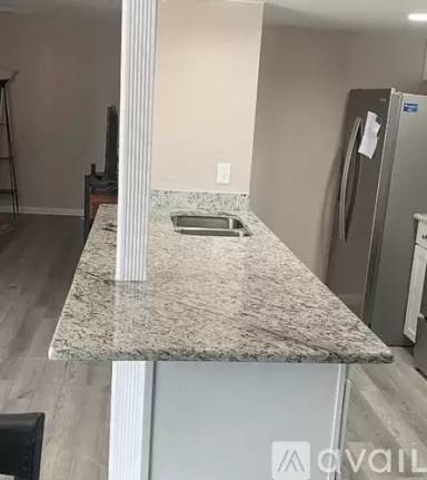 Main picture of 904 Byron Ln