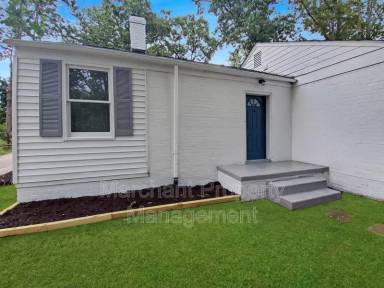 Main picture of 4 Brookforest Dr