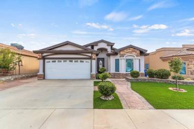 Main picture of 12820 Cozy Cove Ave