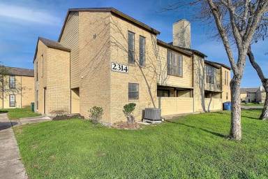 Main picture of 2314 Capitan Dr