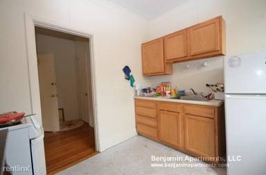 Main picture of 1375 Commonwealth Ave