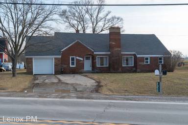 Main picture of 60629 New Haven Rd