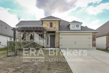 Main picture of 6402 Golden Gate Dr