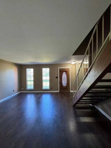 Main picture of 10104 Lomita Dr