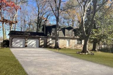 Main picture of 737 Verde Dr