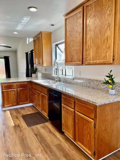 Main picture of 9079 Bristol Plaza Way