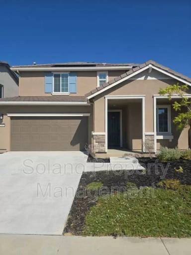 Main picture of 2940 Sugar Pine St