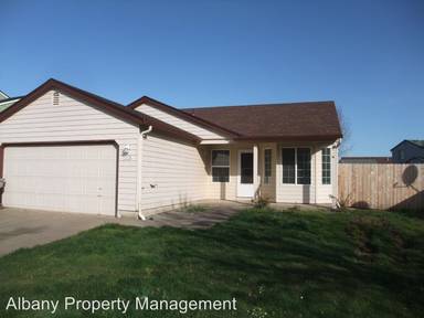 Main picture of 3025 27th Ave SE