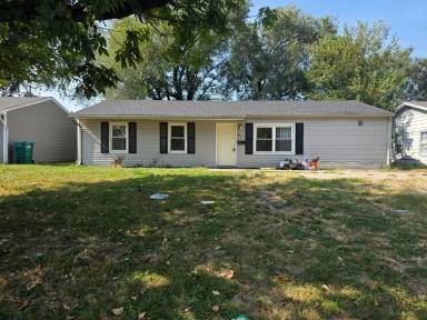 Main picture of 72 W Adams Dr