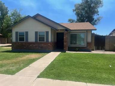 Main picture of 5135 E Evergreen